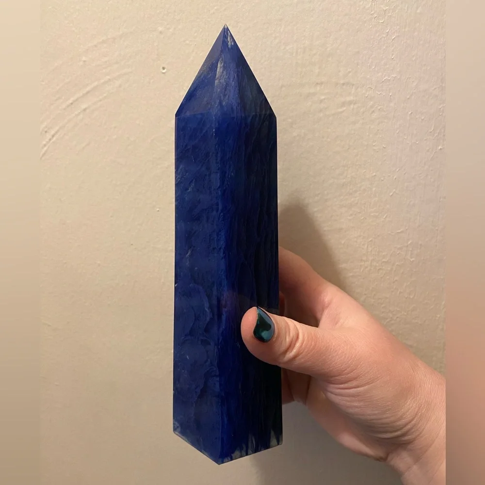 1lb 12.6oz Blueberry Quartz Tower 💙✨